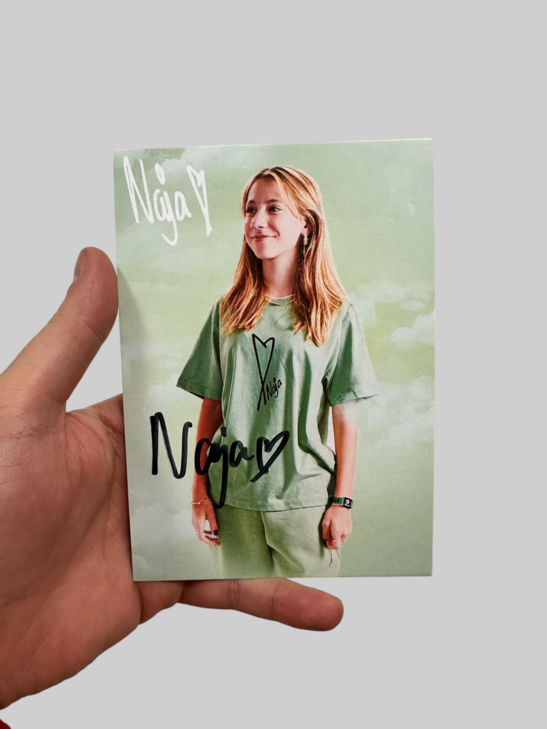 🎁 Naja Münster autografkort (100% off)