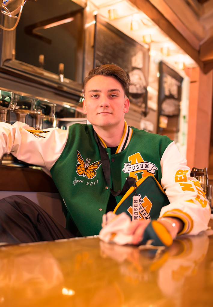 Alexander Husum - University - Jakke